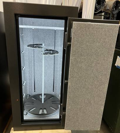 Revolution Safe - Stronghold ST Plus - By Pendleton Safe